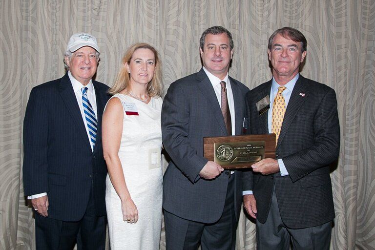 Steve Herman receiving award